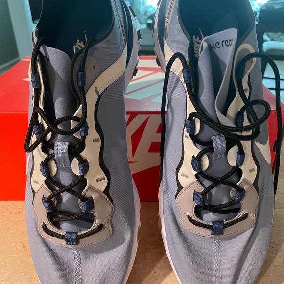 Nike React Element 55 - Picture 2 of 4